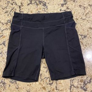 EUC Athleta Biker short.